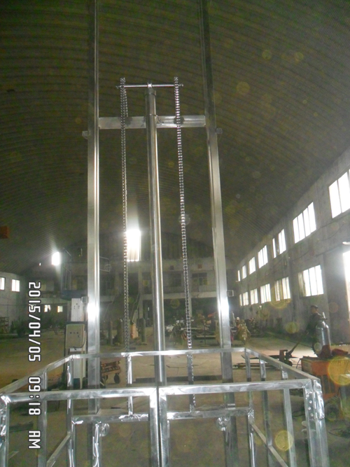 不銹鋼導(dǎo)軌升降機(jī)(點(diǎn)擊查看)